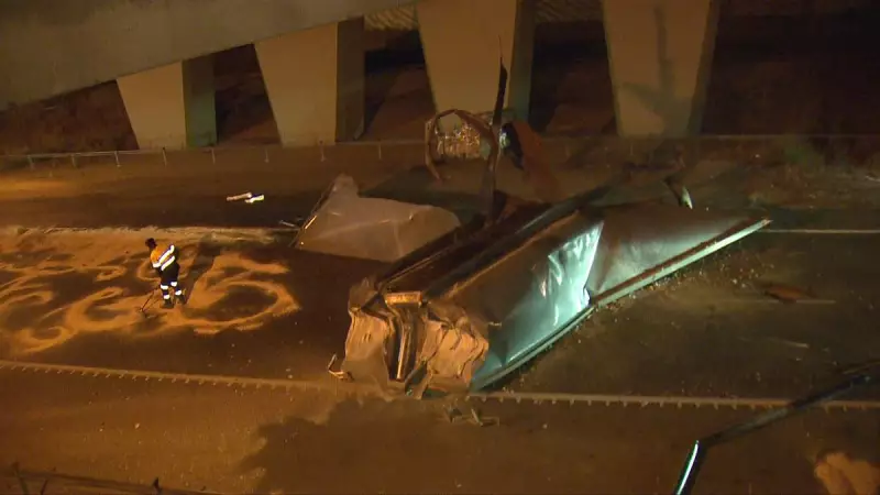 Kwinana Freeway Chaos: Dump Truck Smashes Into Overpass Causing Major Perth Traffic Delays