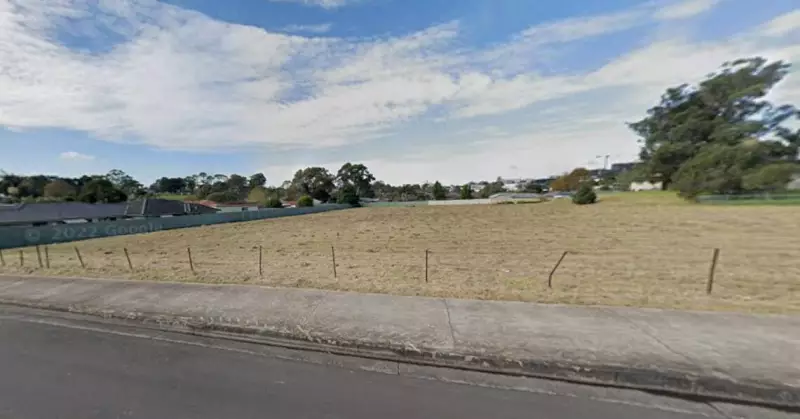 Oak Flats Set for Major Transformation: 20 New Townhouses Proposed in Waterside Development