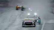 Mostert Closes Championship Gap to 13 Points in Rain-Hit Adelaide Race
