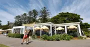 North Wollongong's Diggies Cafe Faces 6-Month Closure for Sea Wall Project
