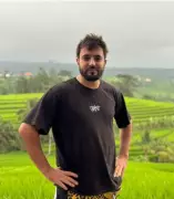 Russian Tourist Airlifted from Bali Amid Suspected Methanol Poisoning Crisis