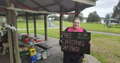 Berkeley Christmas BBQ Ensures No One Spends the Day Alone