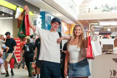 Boxing Day Bargain Hunters Flock to Perth Shops as Karrinyup, CBD See Huge Crowds