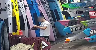 Brazen thief targets Bulli lifesavers, steals from volunteer on busy beach day