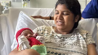 Geelong's Christmas: Beach Barbecues, Santa's Boat & Community Spirit