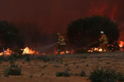 Geraldton Bushfire Emergency: 605 Properties Lose Power as Residents Evacuate