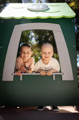 Two WA Toddlers Celebrate Christmas After Battling Leukaemia Together