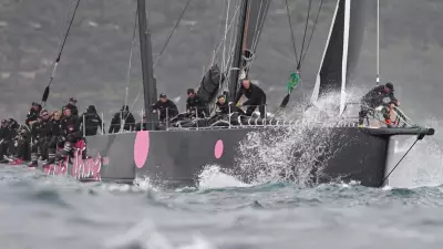 Wild Thing 100 Withdraws from Sydney to Hobart Yacht Race Due to Rigging Damage