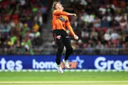 Perth Scorchers Crush Sydney Thunder by 106 Runs in BBL13 Clash