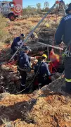 Woman rescued after 12-hour ordeal in Great Victoria Desert cave at Empress Spring