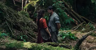 Jessie Buckley's Oscar-Worthy Performance in Hamnet Stuns Critics