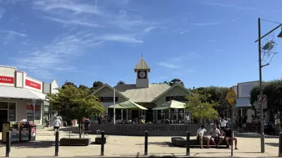 Woman hospitalised after two-car crash on Great Ocean Road at Anglesea