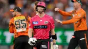 Perth Scorchers storm into home BBL final after crushing Sixers by 48 runs