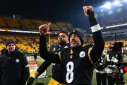 Rodgers' Steelers Clinch Playoffs in Wild Finish, Ravens' Missed Kick Ends Season