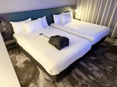 A Journey of Delays and Zen: Traveling with Justin Case from Hobart to Perth