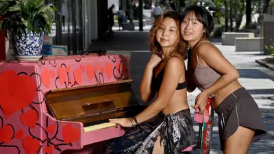 Street Piano in Townsville Unites Couple and Ignites CBD Love Campaign