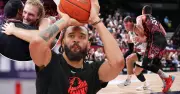 Javale McGee 挑战 NBL 球星，为 NBA 飞跃做好准备