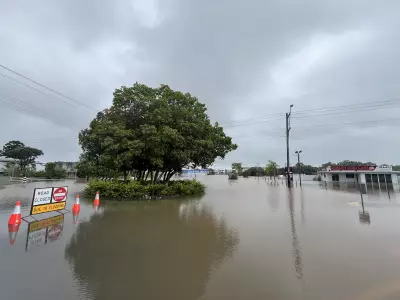 Bundaberg Faces Worst Flood Threat in Decade as Burnett River Set to Peak