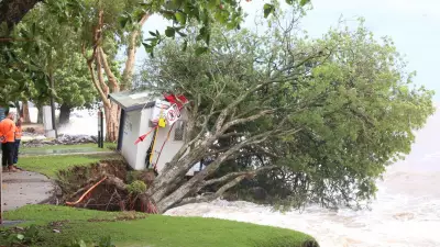 Cyclone Swells Destroy Cairns Lifeguard Hut at Holloways Beach