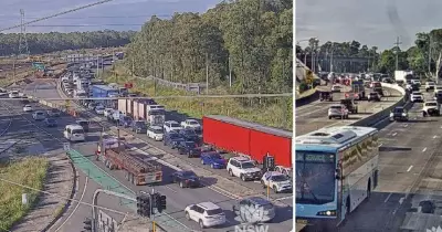 Heavy Traffic After Car Crash Near Hexham Bridge in Newcastle | Live Updates