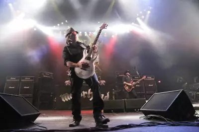 Motorhead Guitarist Phil Campbell Dies at 64 After Intensive Care Battle