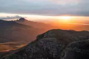 Bluff Knoll Rescue Underway After Two Climbers Fall on WA's Highest Peak