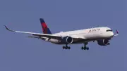 Five Injured as Severe Turbulence Strikes Delta Flight from LA to Sydney