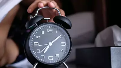 Daylight Saving Time Ends This Weekend: Clocks to Fall Back