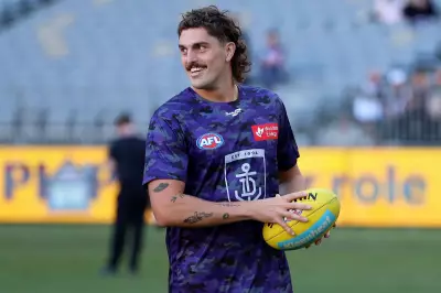 Fremantle Dockers Seek Sixth Straight Win Against Blues in Len Hall Tribute