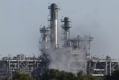 Geelong Oil Refinery Fire Disrupts Australian Aviation Fuel Supply, AvGas at Risk