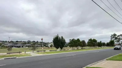 Girl Struck by Vehicle on Matthews Road in Corio, Police Investigate