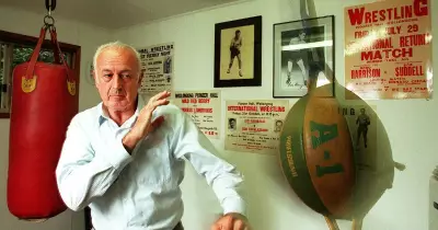 Shellharbour councillors honour former mayor Bob Harrison