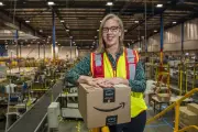 Amazon's Australian Sales Surpass $1 Billion Again