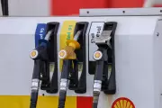 Perth Fuel Prices Dip Slightly on Friday, One Station Below $1.90/Litre