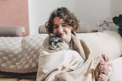 Best Wearable Blankets & Dressing Gowns for Winter 2026