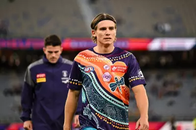 Fremantle Dockers lose Caleb Serong for St Kilda clash