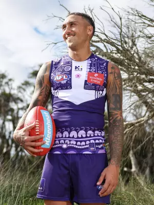 Fremantle Dockers unveil 2026 Indigenous jumper inspired by Stephen Hill's journey