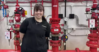 From hairdresser to firefighter: Canberra woman’s bold career switch