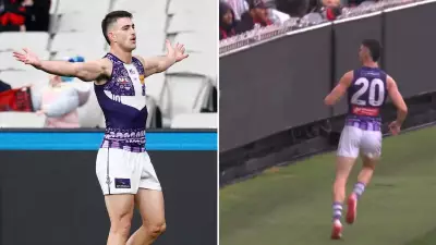 Pat Voss Taunts Essendon with Four-Goal Quarter in Dockers Win
