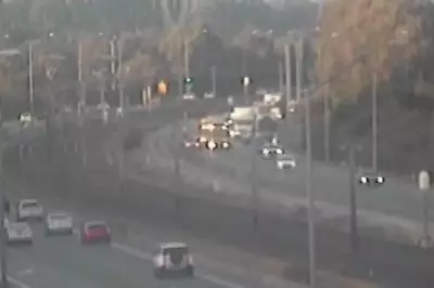 Perth Traffic Chaos: Kwinana Freeway Crash and Blacked-Out Lights