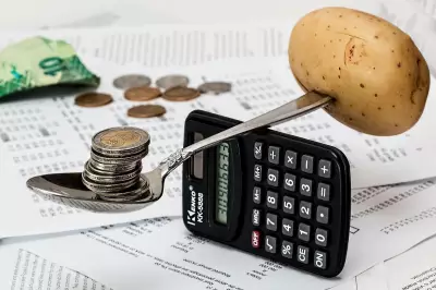 Savers Left Behind as Banks Pass Rate Hikes to Mortgages