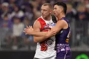 Bolton Hails Voss as Dockers' Fire Starter