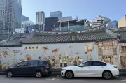 Exploring Singapore's Street Art: A Mural Trail Through Chinatown