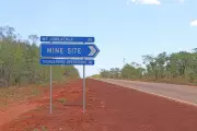 Thunderbird mineral sands mine faces final chance as contractor removed