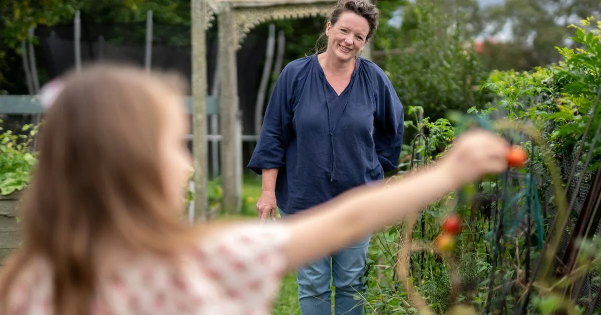 Hunter MP Calls For Foster Carers In Recruitment Drive