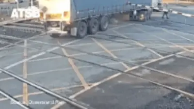 ATSB Report Details Brisbane Train-Truck Crash Moments