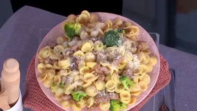 Dezi Madafferi's Simple Sausage and Broccoli Pasta Recipe for Easy Weeknight Dinners