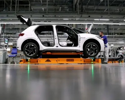 EU and UK Car Industries Urge Second Delay to Brexit EV Tariffs