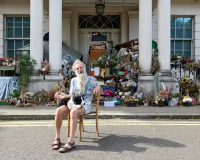 Homeless Man Lives on Porch of UK's Most Expensive £210m Empty Mansion