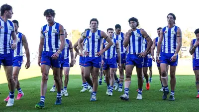North Melbourne coach calls performance 'dreadful' after 124-point loss to Fremantle
